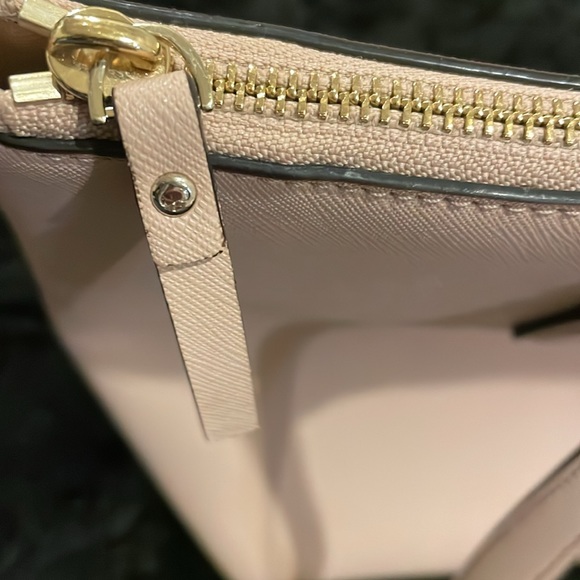 Kate Spade New York Rosy cheeks Schuyler Saffiano PVC Tote Bag - Picture 4 of 15